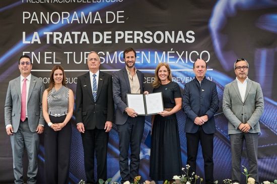 Aeroméxico y UNODC presentan guía para detectar trata
